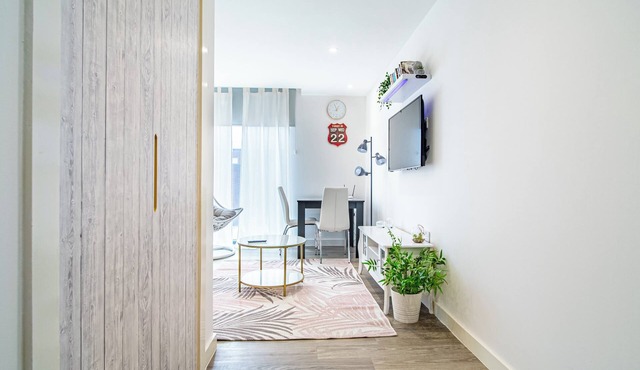 Perfectly Located Apartment - Sheffield City