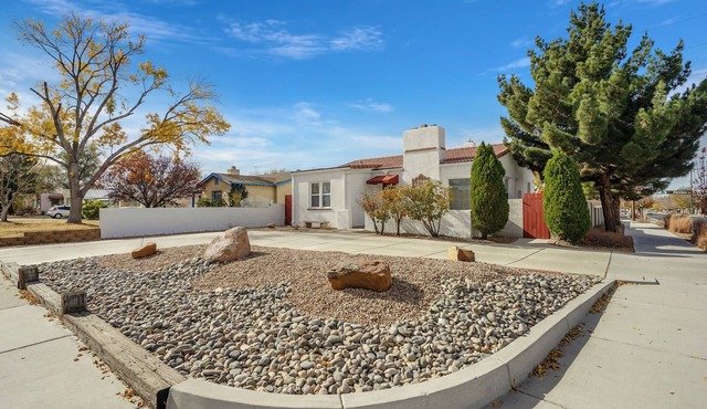 Perfectly located in the Albuquerque area of Nob Hill