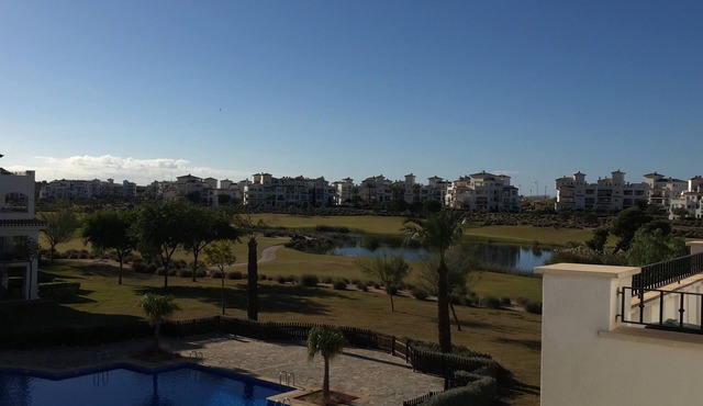 Perfectly located penthouse for rent!