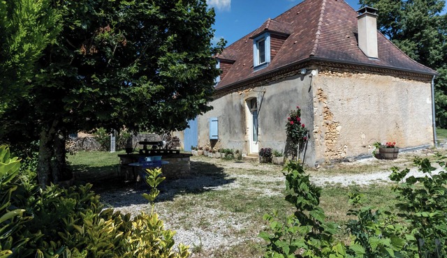 Périgord Farmhouse "Chez Reine" – Authenticity and Tranquility in the Heart of Nature