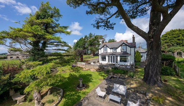 Period Property in a Superb Setting with Spectacular Views | Pen-Y-Garnedd