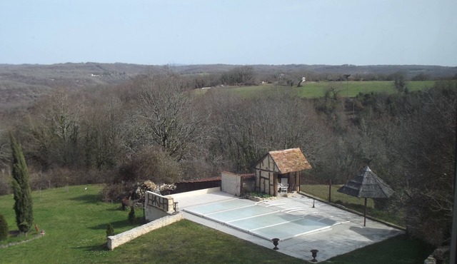 Periwinkle or courtyard cottage