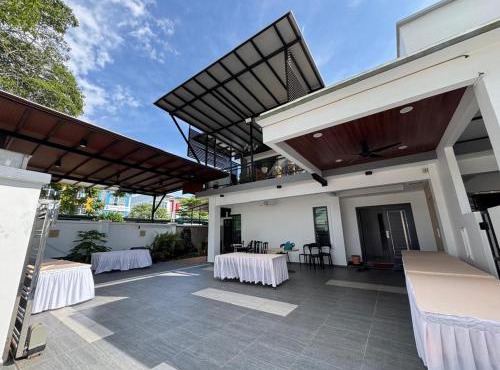 Permas Jaya Corner Homestay