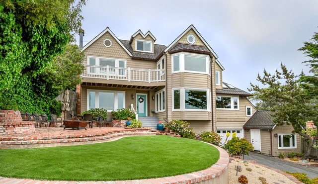 Permit number #111535 Castle by the sea with built in swimming pool