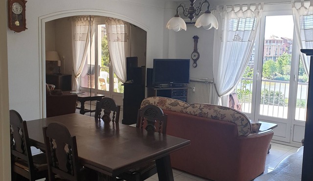 Perpignan center: Lovely apartment between sea and mountains