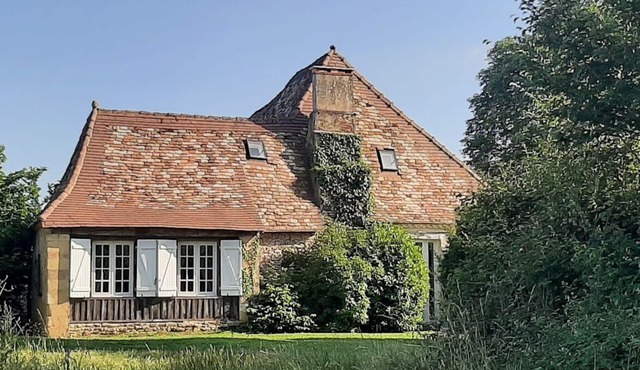 Perrot en Périgord : Charming house with large swimming pool