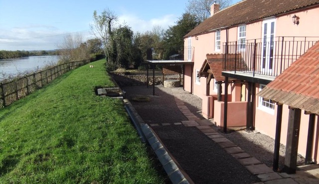 Pershbrook Cottage & Garden