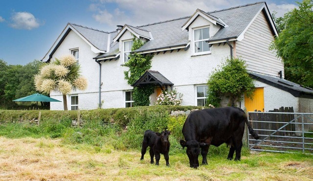 Perthi-Uchaf - a self catering cottage that sleeps 6 guests in 3 bedrooms