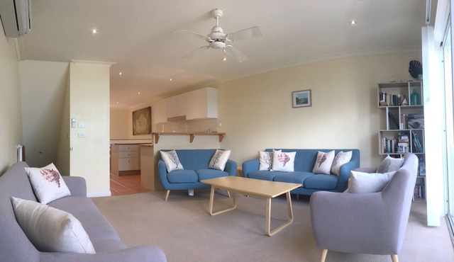 Pertobe Road Beach House - Norfolk & Mahogany Suites
