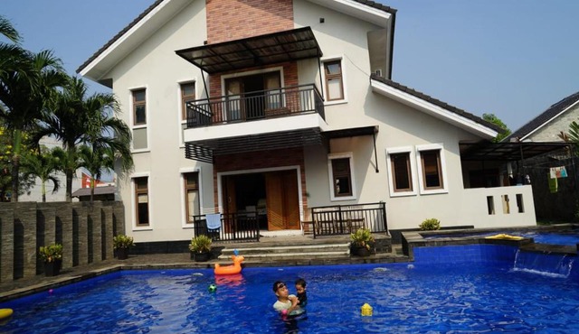 Pesona Air - Villa and Private Pool