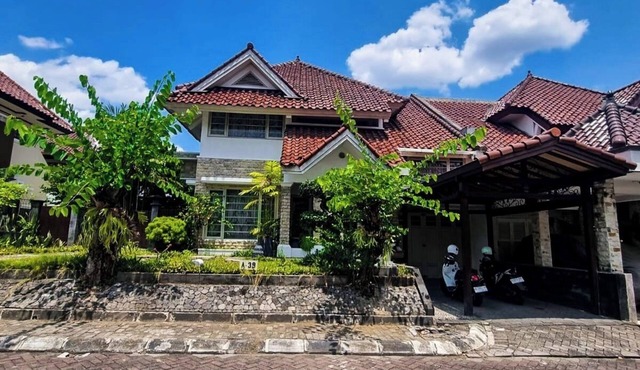PESONA MERAPI A-039