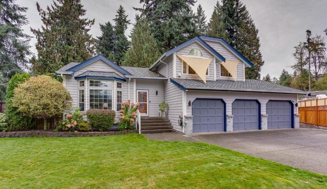 Pet and Family Friendly Bonney Lake Home Game Room