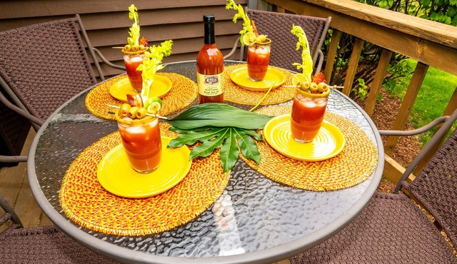 Pet Free Home/Owner Club Access/Steps to Pool/Winter Sports/Near Resort and Golf