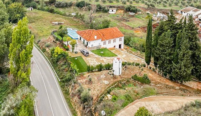 Pet friendly home in La Puebla de los Infan