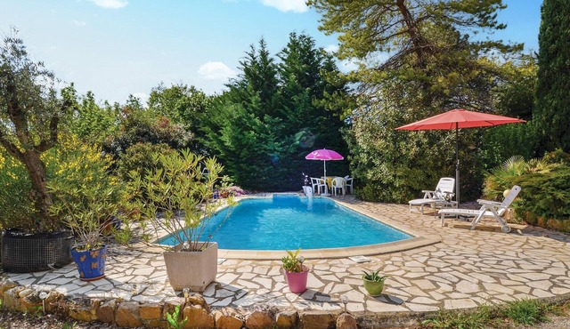 Pet friendly home in St Julien de Peyrolas