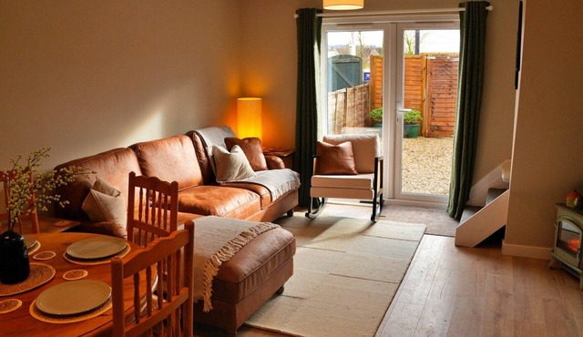 Pet-friendly countryside holiday home, No Deposit