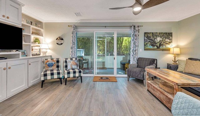 Pet Friendly Three Bedroom Townhouse. Heated Pool!