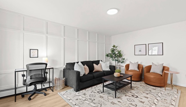 Pet-Friendly 1BR Flat with Dog Park & King Bed