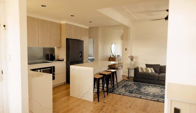 Pet Friendly 3 Bed Home w Workspace & Creek Views