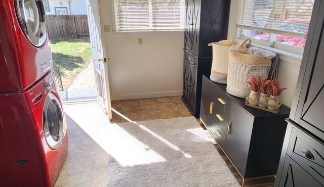 Pet friendly 3-bedroom house in Cheyenne