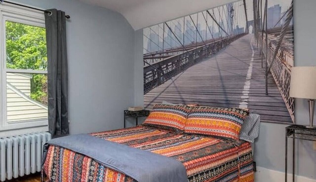 Pet-Friendly 4BR Home, Walk to Downtown