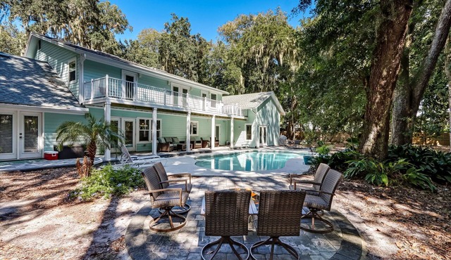 Pet Friendly | 5000 Sq Ft | 2 Living Rooms & 2 Kitchens | Optional Pool Heat | Firepit | Fenced Yard