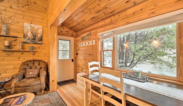 Pet-friendly Adirondack Cabin w/On-site Lake