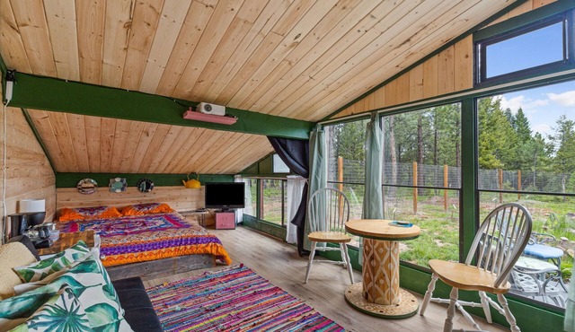 Pet-friendly and Cozy "The Shed" with Garden Views + Hot Tub near Missoula