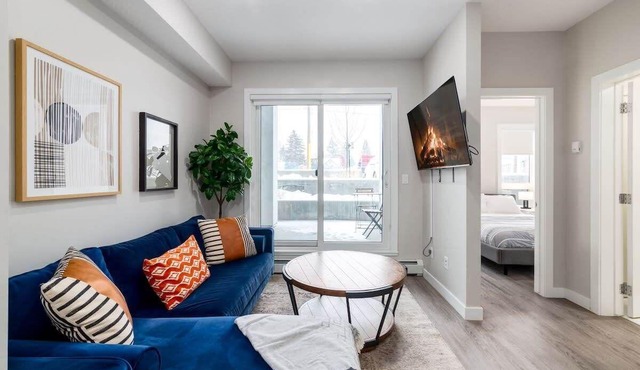 Pet Friendly Apartment w/Free Underground Parking