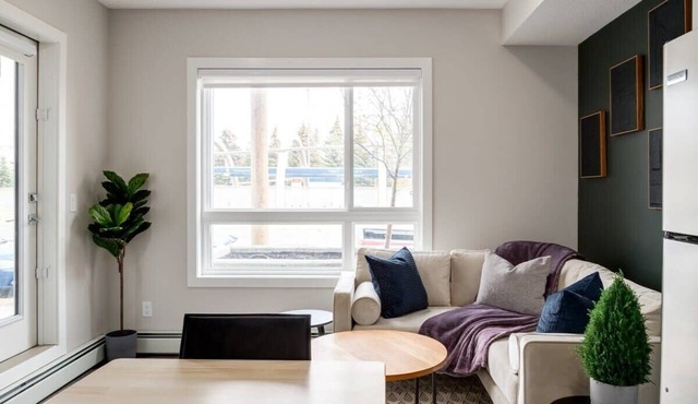 Pet Friendly Apartment w/Free Underground Parking