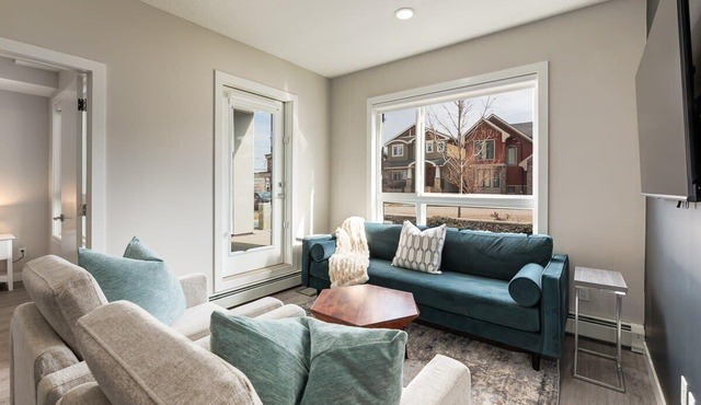 Pet Friendly Apartment w/Free Underground Parking