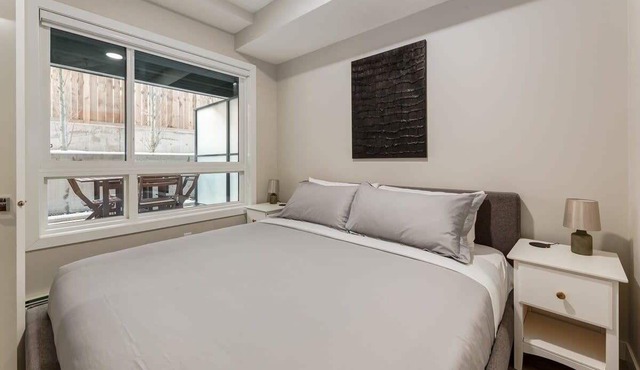 Pet Friendly Apartment w/Free Underground Parking