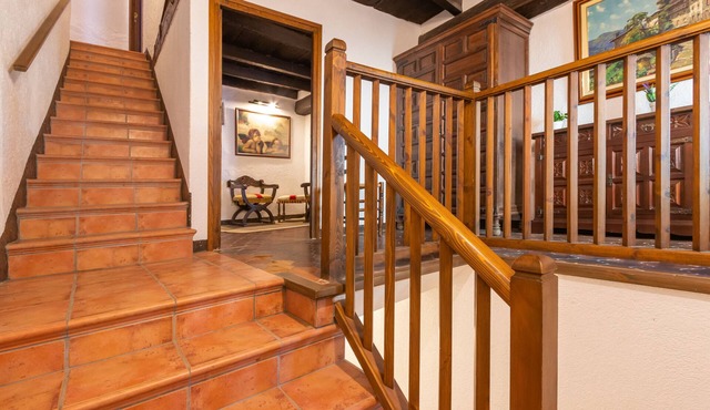 Pet-Friendly Apartment 'Can Lo 3' with Mountain View & Wi-Fi