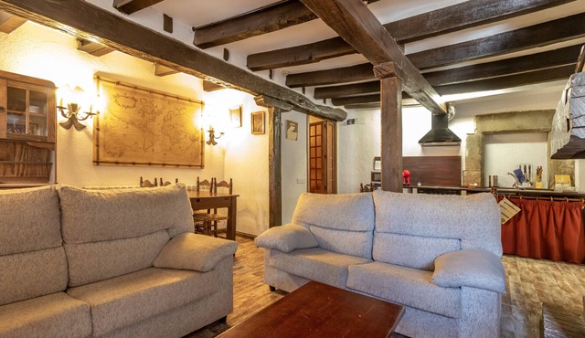 Pet-Friendly Apartment 'Can Lo 1' with Mountain View & Wi-Fi