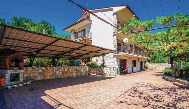Pet friendly apartment in Lovran with WiFi