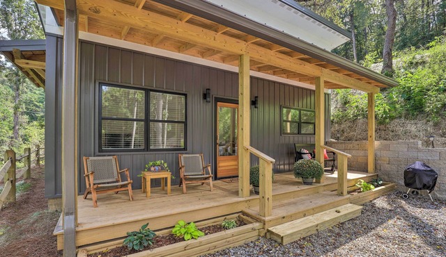 Pet-friendly Asheville Retreat w/Hot Tub