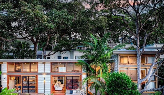 Pet friendly and 3min walk to Macmasters Beach