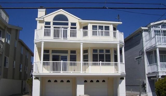 Pet Friendly Beachfront for Half the Price!