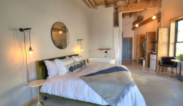 Pet-friendly, Buoy Suite at Bowline Hotel