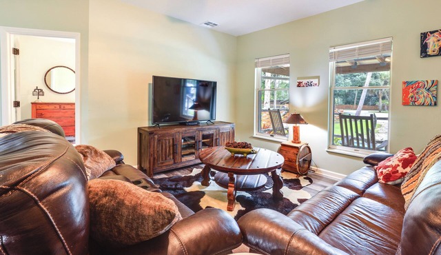 Pet-Friendly Cabin on 50 Acres in Palm City!