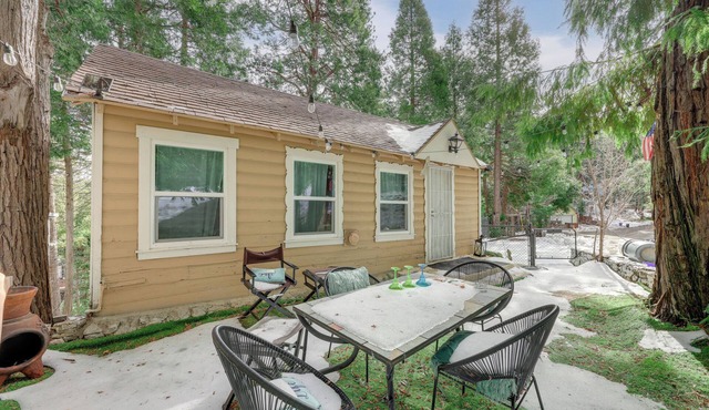 Pet-Friendly California Abode w/Fenced-In Yard!