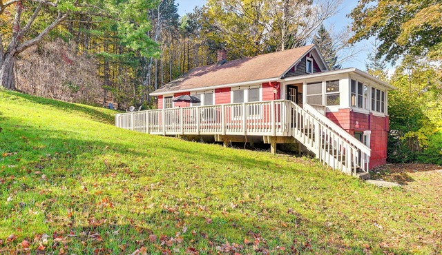 Pet-Friendly Catskills Retreat: Fire Pit & Deck!