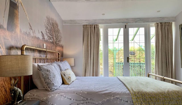 Pet-friendly Central Norfolk Broads Retreat