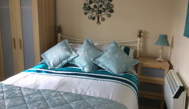 Pet Friendly Chalet.4The Hillside Penstowe Park