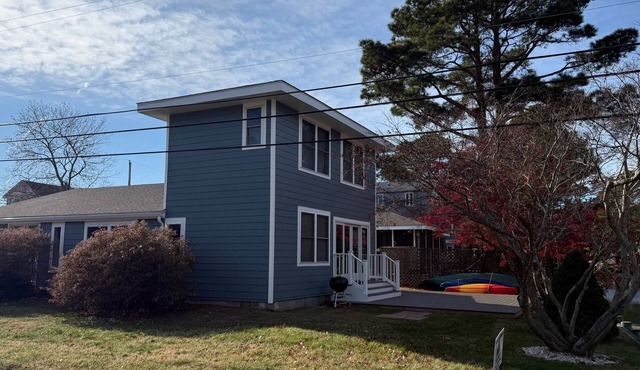 PET FRIENDLY! Charming vintage South Bethany Beach vacation home on a canal with deck and boat dock is just perfect for a family get-away!