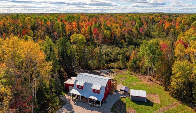 Pet Friendly Chub Creek Cabin: Hunt, Hike & Fish!