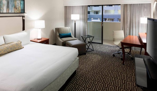 Pet-Friendly Comfort Near Fairfax Museum & Visitor Center | Free Parking
