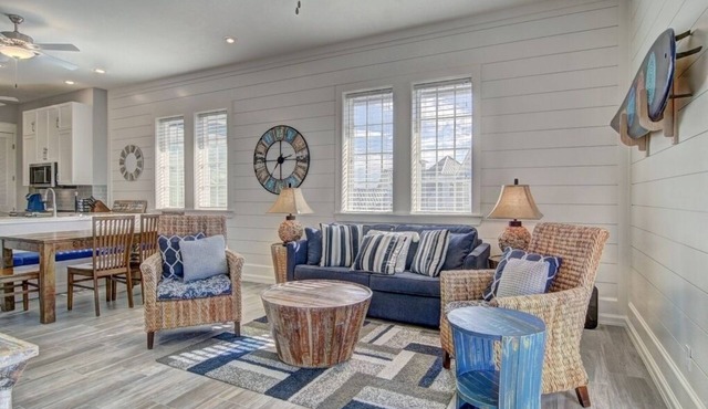 Pet-Friendly Condo w/Central Location+Resort-Like Amenities@Cinnamon Shore