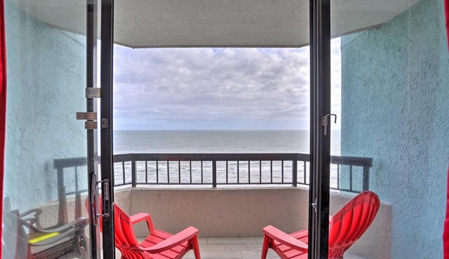 Pet-Friendly Condo with Ocean Views, Steps to Beach!