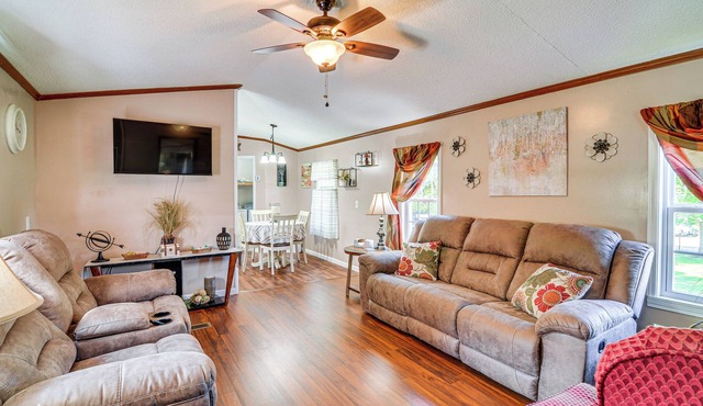 Pet-Friendly Corbin Vacation Rental ~ 4 Mi to Town